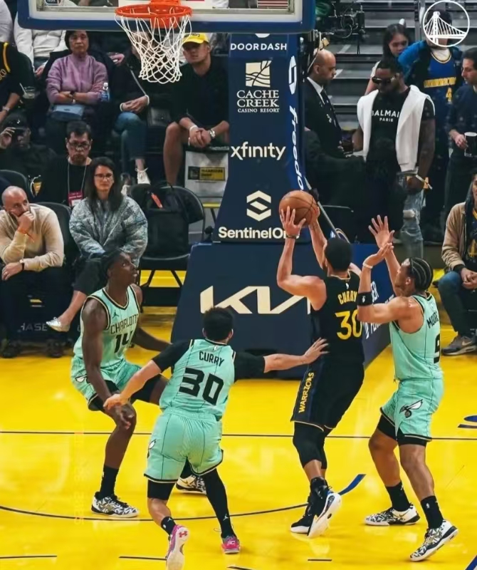 NBA季后赛倒计时；夏洛特黄蜂今晚刷新队史纪录；细节引发关注；气氛紧张；高层口径保持一致的简单介绍