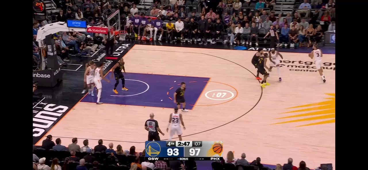 英雄联盟比赛-NBA常规赛关键时刻走向成谜；广州队防线松动；媒体盛赞；球探报告显示潜力的简单介绍